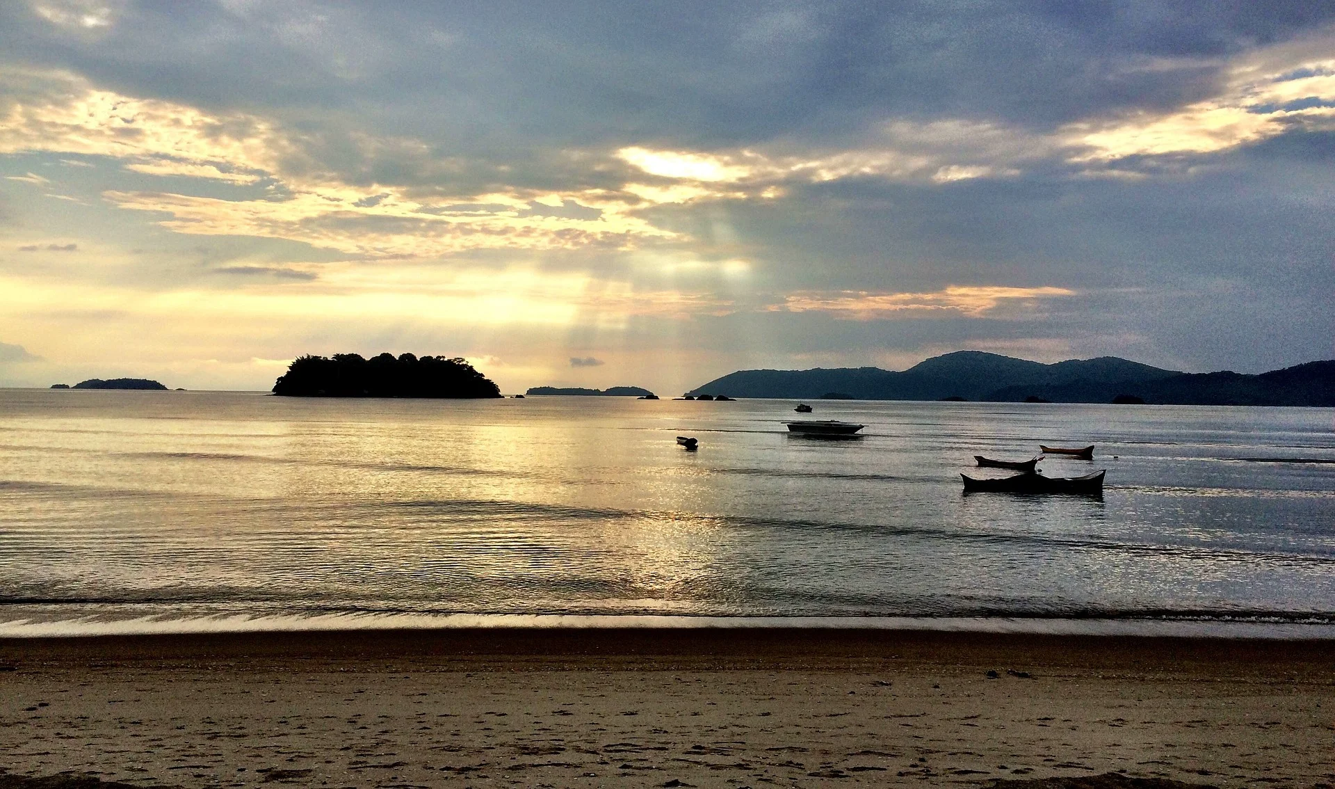 However long you stay, Paraty tends to leave visitors wanting a little more time.