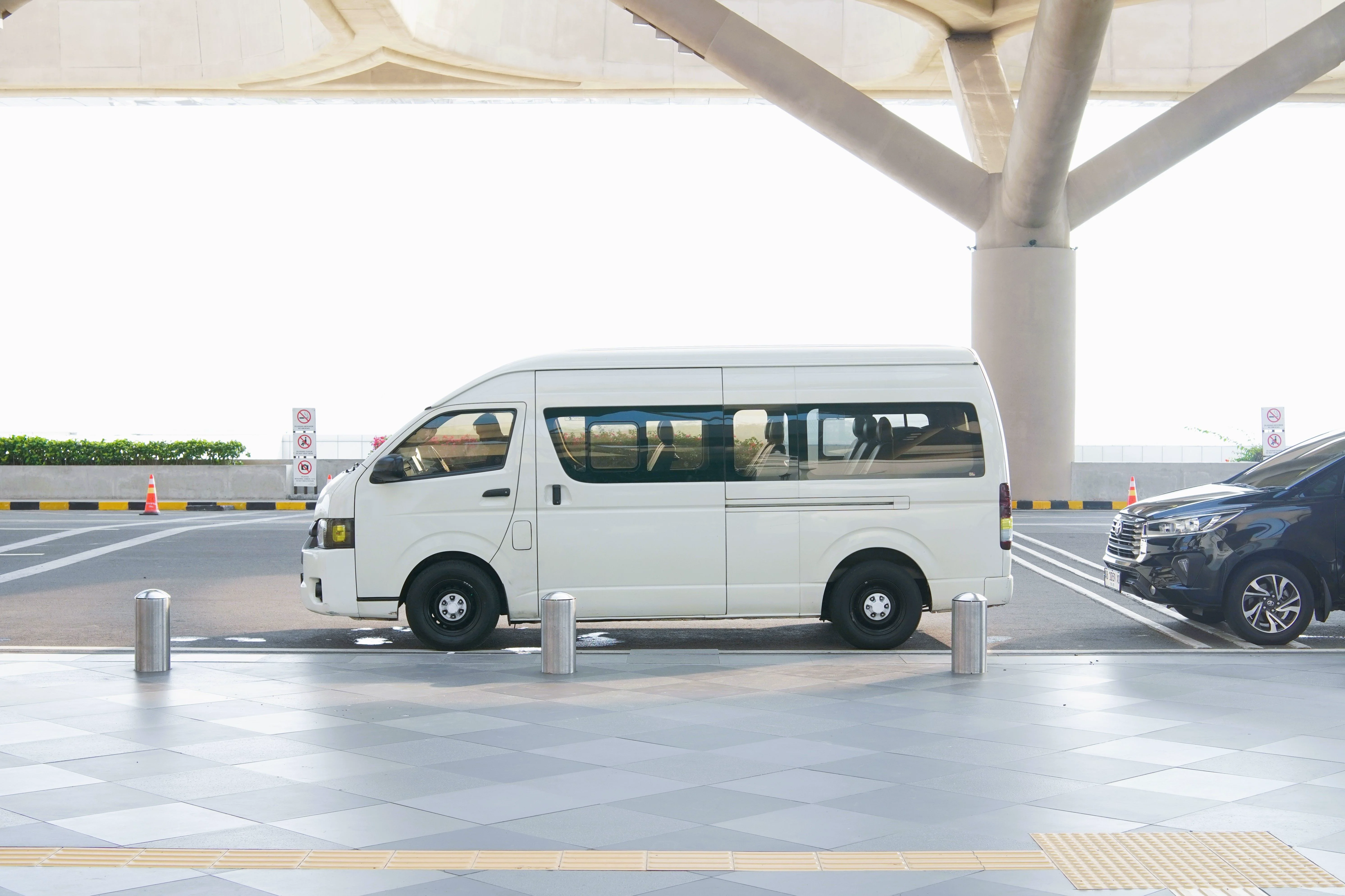 Private transfers pick up directly from Galeão or Santos Dumont airport.